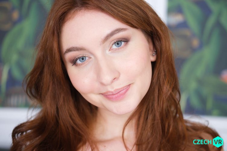 Waking Up With Redhead – Noi Feja